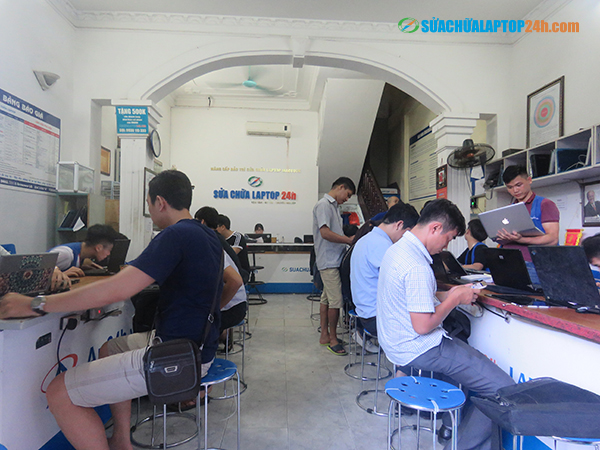 trung-tam-sua-chua-may-tinh-dell-1